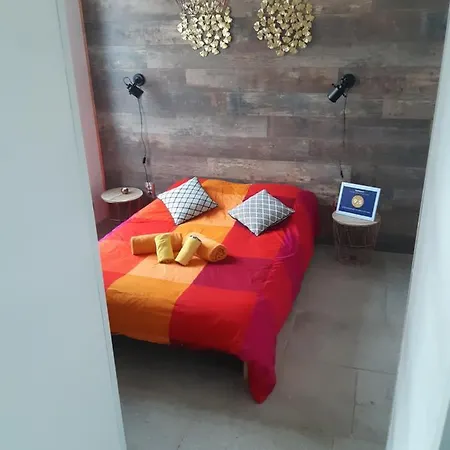 Bed & Breakfast P&p Nimes-centre Nimes