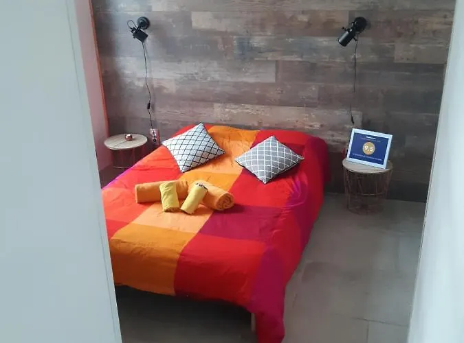 Bed & Breakfast P&p Nimes-centre Nimes